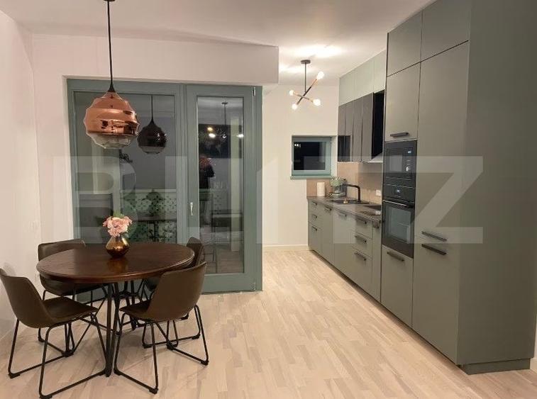 Apartament cu 3 camere decomandat, mobilat în Brașovul Vechi