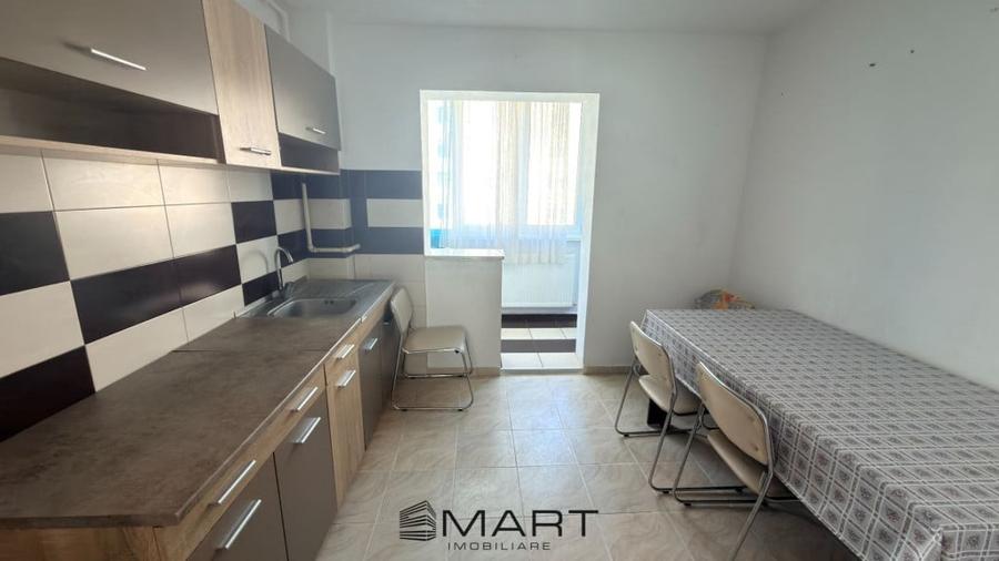 Apartament cu 3 camere decomandat în Vasile Aaron