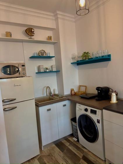 Studio modern, vedere laterala la mare Mamaia Nord (50m de plaja) - 5