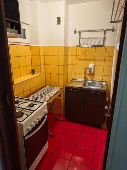 Apartament cu 2 camere decomandat, mobilat în Drumul Taberei
