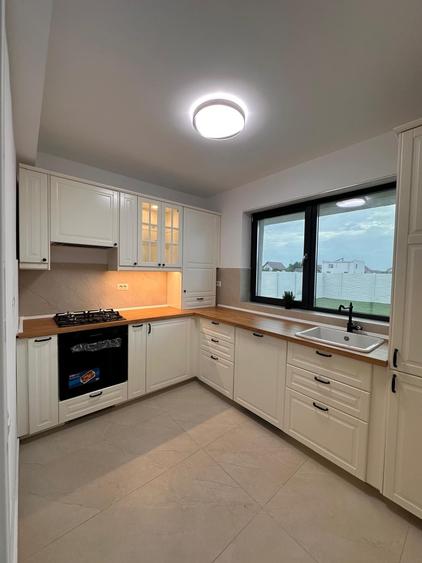 CASĂ INDIVIDUALĂ NOUĂ | 4 Camere | Teren 440 mp | Finisaje Premium - 4