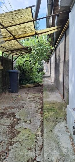 Casă cu 3 camere cu Teren 185 Mp în Central