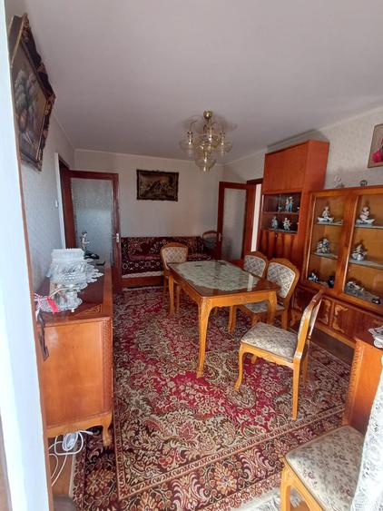 Apartament cu 2 camere semidecomandat în Alexandru Obregia