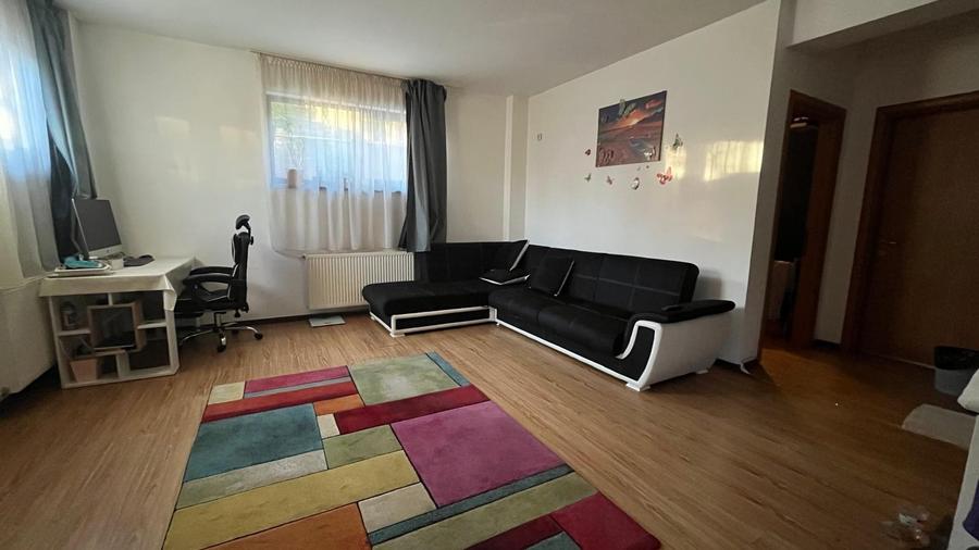 Apartament cu 2 camere decomandat în Băneasa