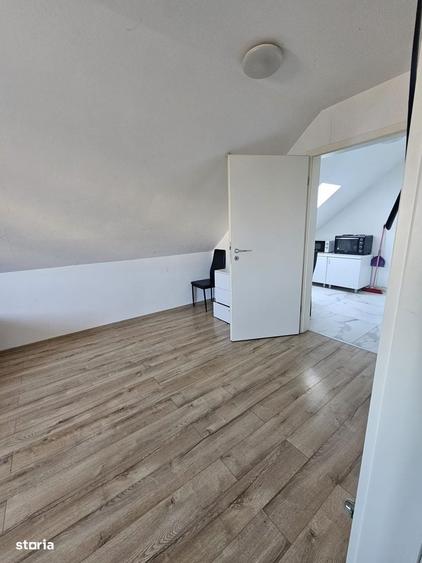 Apartament cu 2 camere decomandat în Complex Studențesc