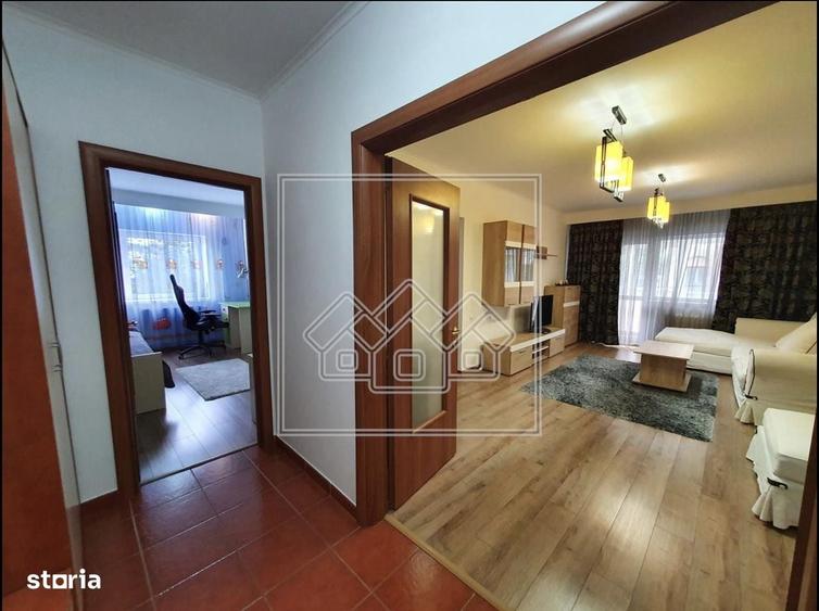 Apartament modern, decomandat, 2 balcoane, etaj 28 - Zona Centrala - 3
