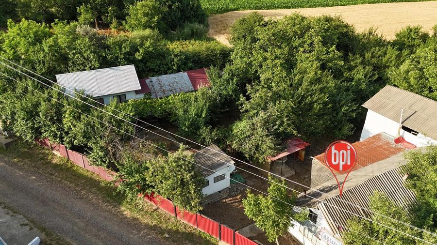 Casă individuală cu 4 camere cu Teren 5600 Mp în Valea Glodului