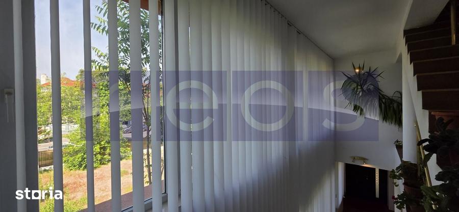 Casă cu 7 camere cu Teren 320 Mp în Pantelimon