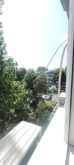 Garsonieră în Sârbi