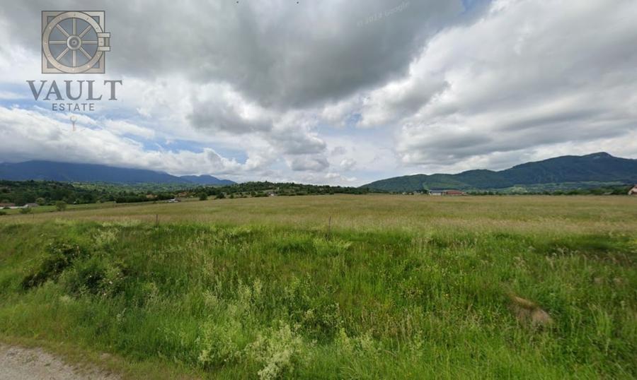 Teren Construcții intravilan de 10000 mp, în Tohanu Nou