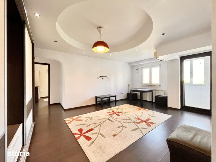 Apartament cu 3 camere în Centrul Civic
