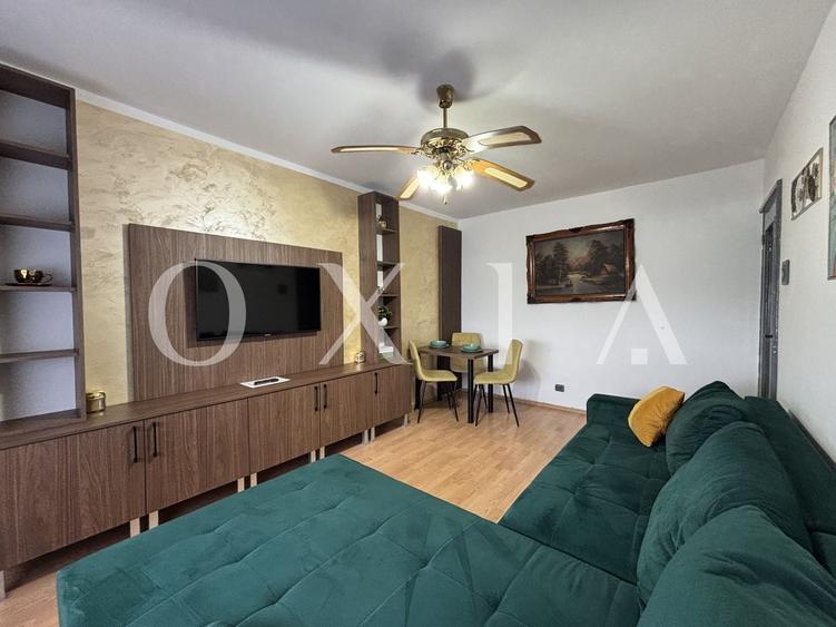 Apartament cu 2 camere semidecomandat, mobilat în Lipovei