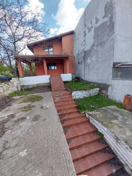 Casa (vila) de vanzare - 8