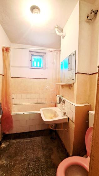 Apartament cu 3 camere circular în Bumbești-Jiu