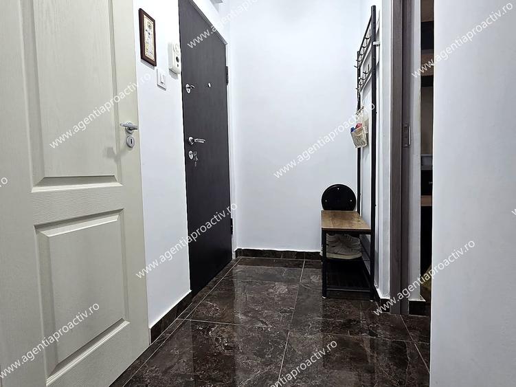 Apartament cu 2 camere semidecomandat în Micro 16