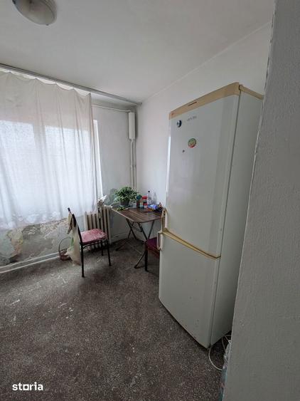 Apartament cu 2 camere semidecomandat în Lăpuș