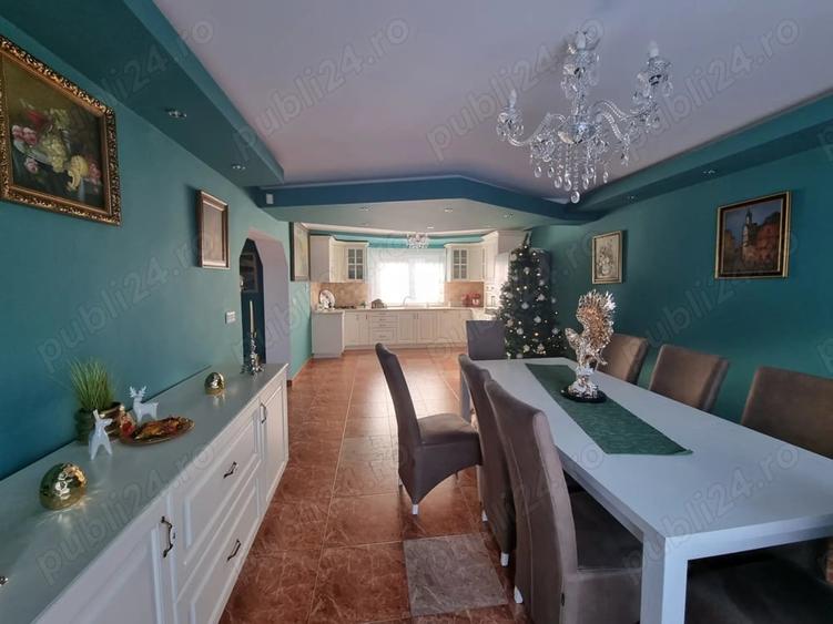 Casă cu 3 camere cu Teren 400 Mp în Central