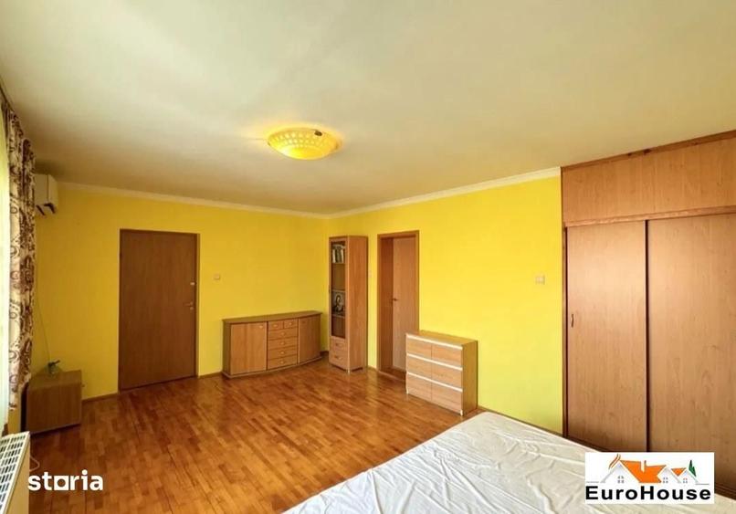 Casă cu 5 camere cu Teren 912 Mp în Central
