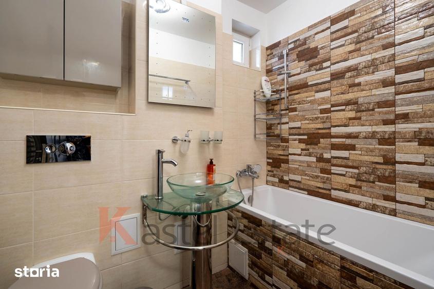Apartament cu 3 camere în Tei