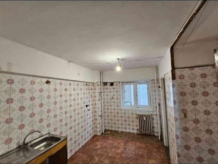 Apartament cu 4 camere în Dorobanți
