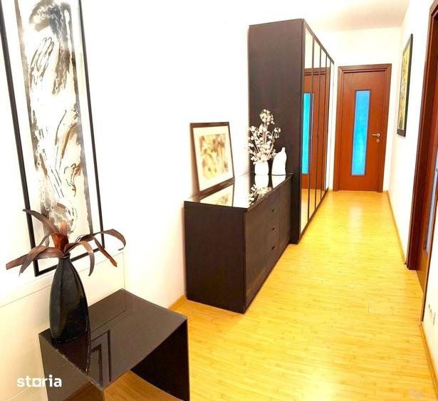 Apartament cu 4 camere în Tei