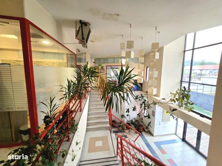 Spațiu comercial, de 90 mp, în Valea Lupului