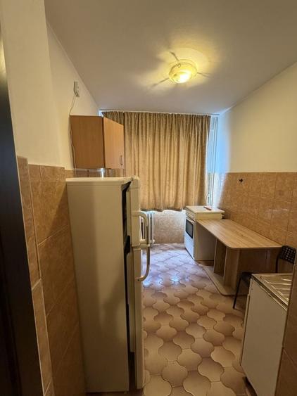 Apartament cu 2 camere decomandat în Muncii