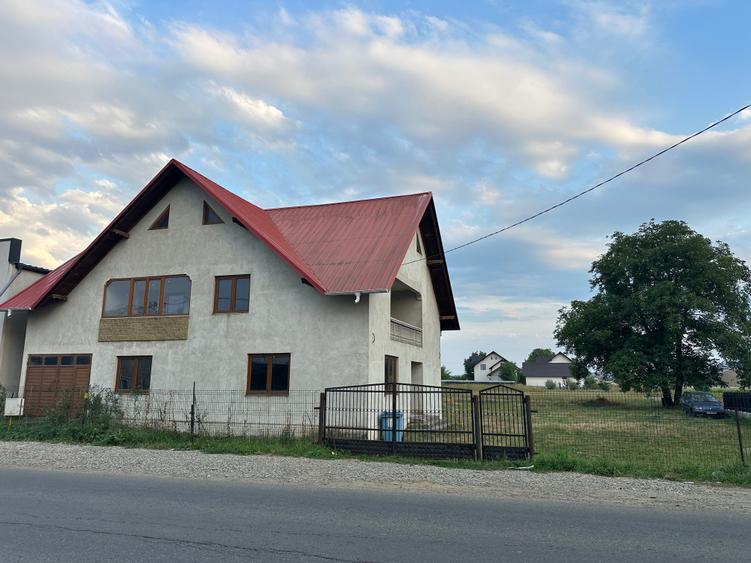 Casă cu 4 camere în Horodnic