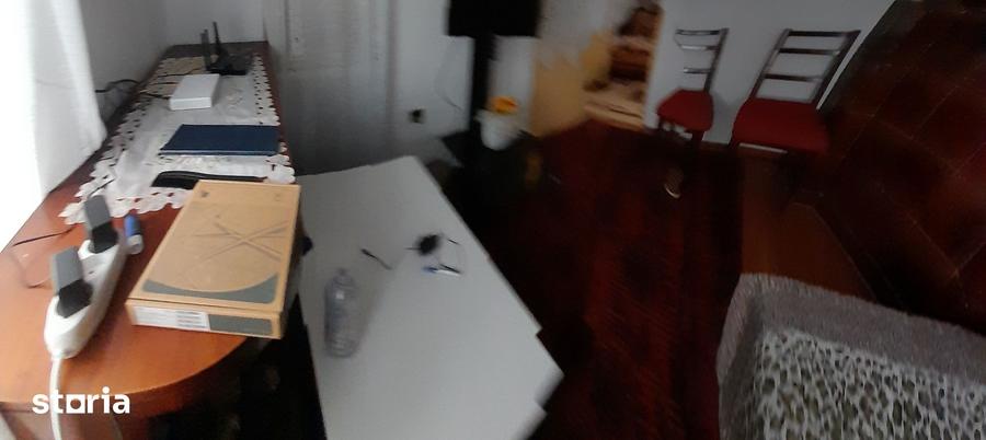 Casă cu 6 camere cu Teren 1760 Mp în Măldăeni