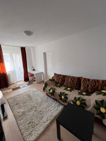 Apartament cu 2 camere în Spitalul Județean