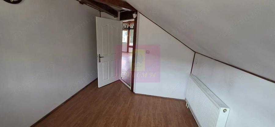Casă cu 5 camere cu Teren 251 Mp în Zamora