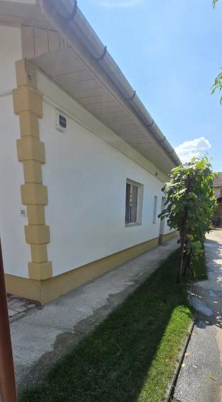 Casa in centru str Mihai Eminescu - 4
