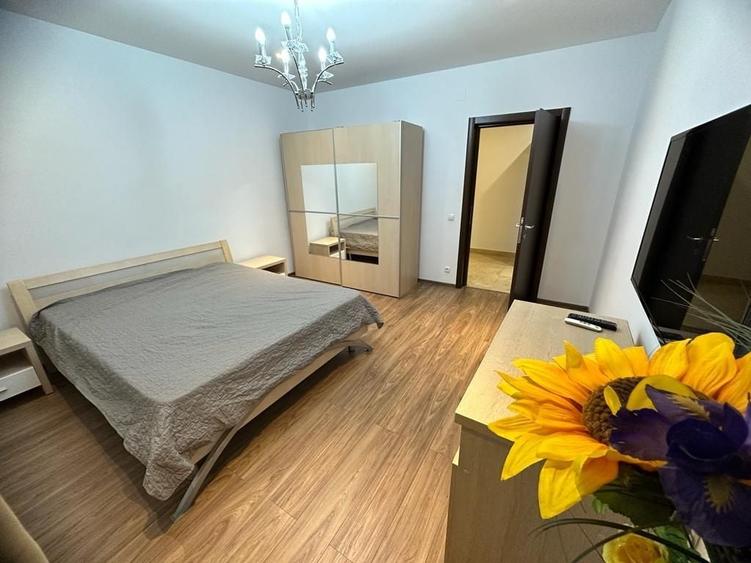 Apartament cu 3 camere decomandat în Ghencea