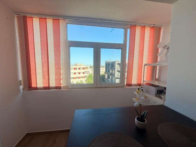 Apartament cu 2 camere semidecomandat, mobilat în Tomis III