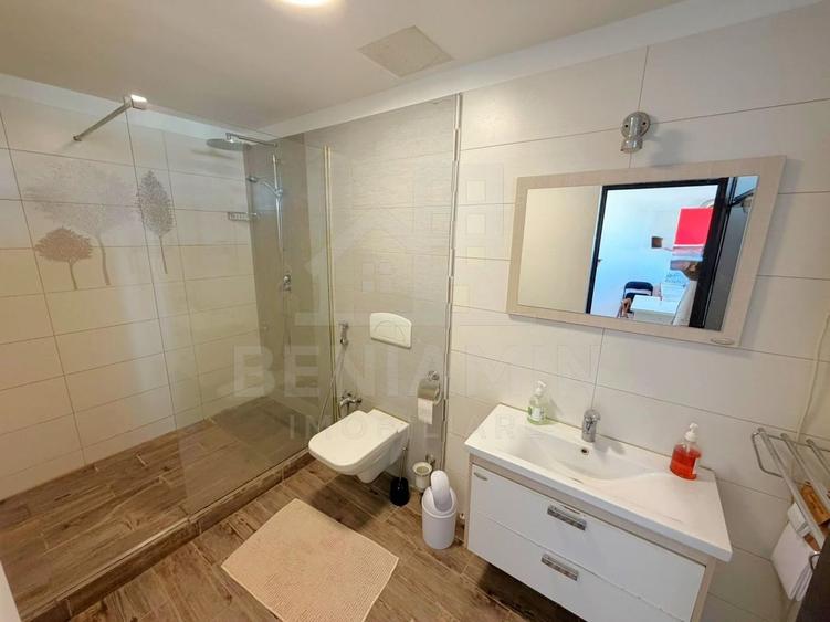 Apartament cu 3 camere semidecomandat, mobilat în Griviței