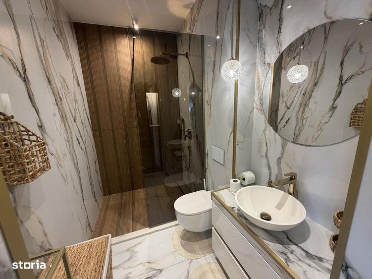 Apartament cu 4 camere în Unirii