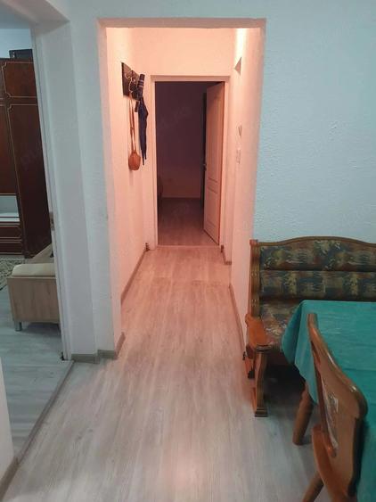 Apartament cu 2 camere decomandat în Micro 15