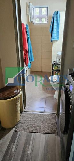Apartament cu 3 camere semidecomandat, mobilat în Circumvalațiunii