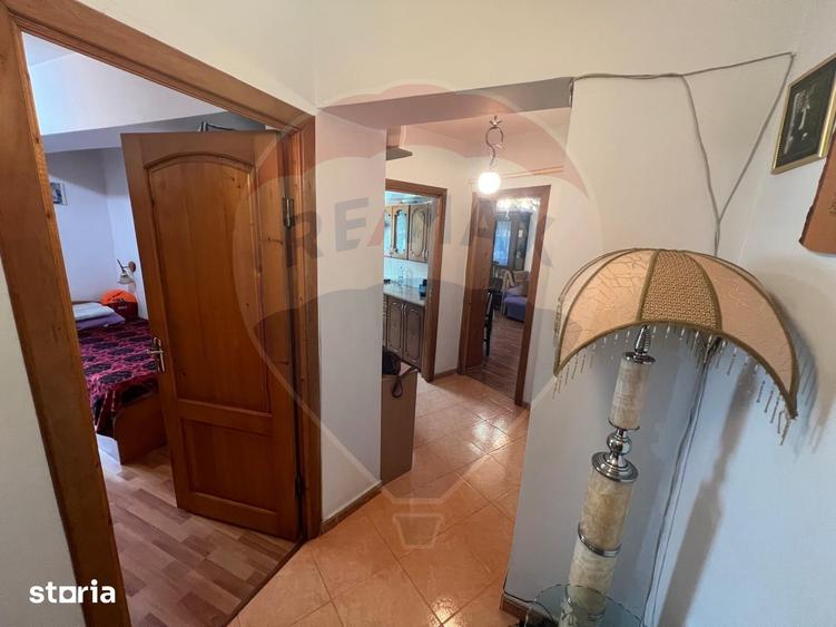 Apartament cu 3 camere, mobilat în Ultracentral