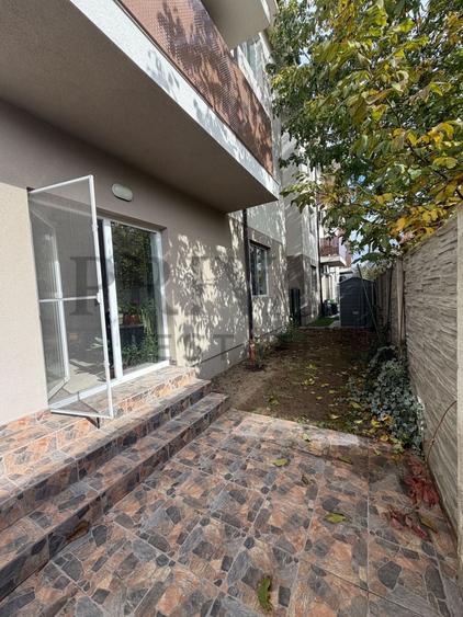 Apartament cu 2 camere semidecomandat, mobilat în Chișoda