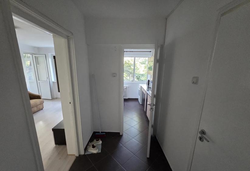 Apartament cu 2 camere semidecomandat în Drumul Taberei