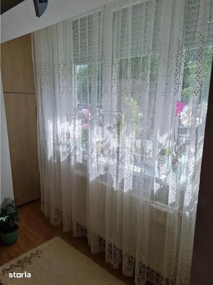 Garsonieră decomandată în Lipovei