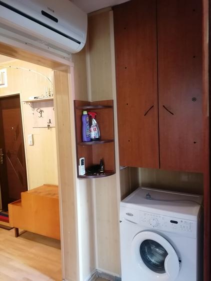 Apartament cu 2 camere decomandat în Exterior Vest