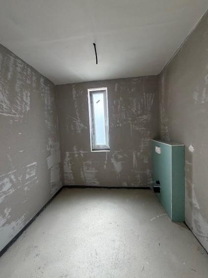 Duplex cu 5 camere cu Canalizare în Apahida