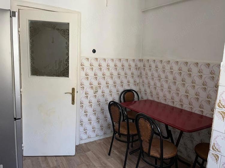 Apartament cu 2 camere semidecomandat în George Enescu