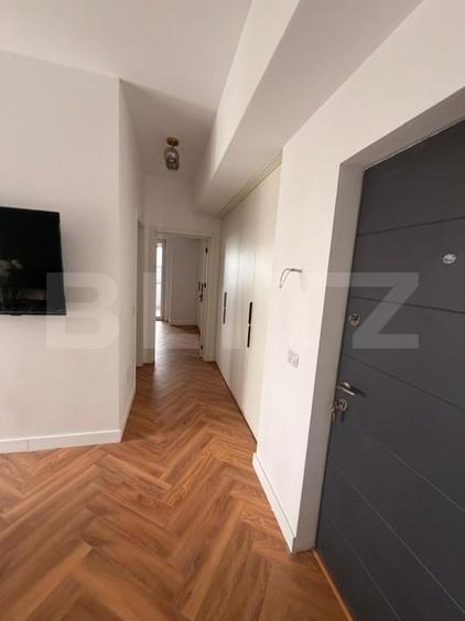 Apartament cu 2 camere semidecomandat, mobilat în Calea Severinului