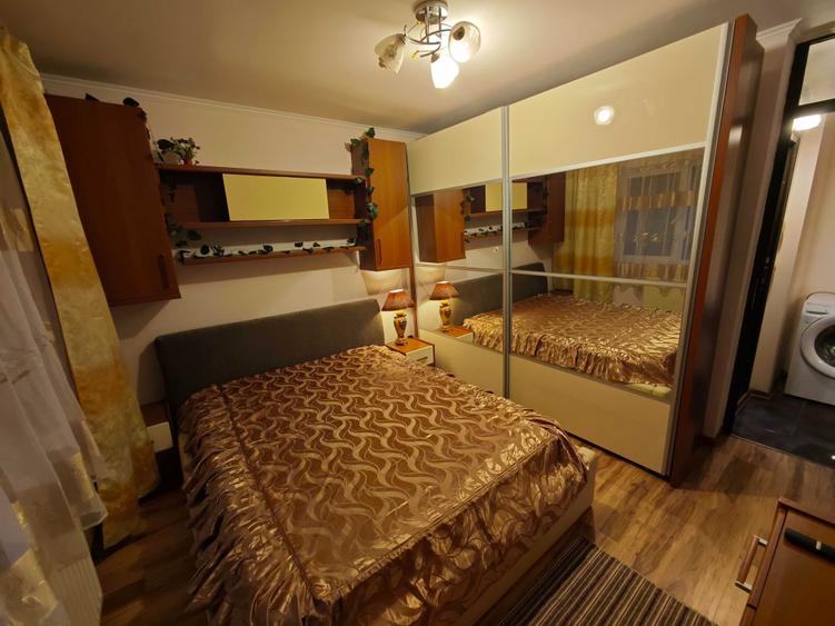 PF ap 3 camere decomandat Oancea - 2