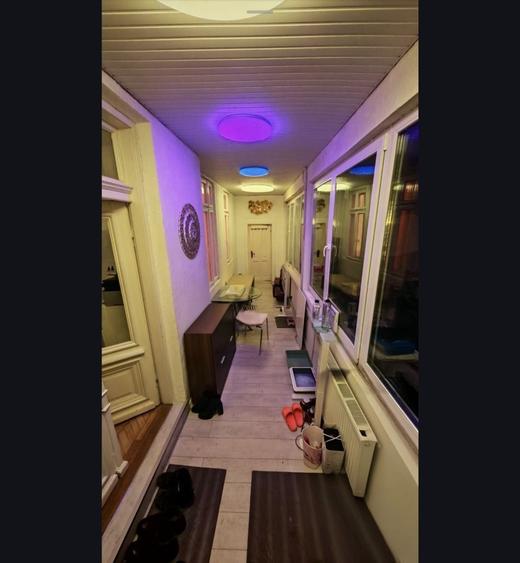 Apartament cu 4 camere semidecomandat în Moșilor