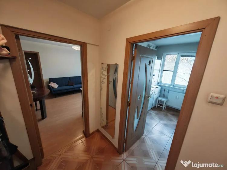 Apartament cu 2 camere semidecomandat în Titan