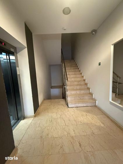 3 CAMERE ? CENTRALA PROPRIE ? LIFT ? VEDERE LIBERA ? ZONA CENTRALA 10 - 3